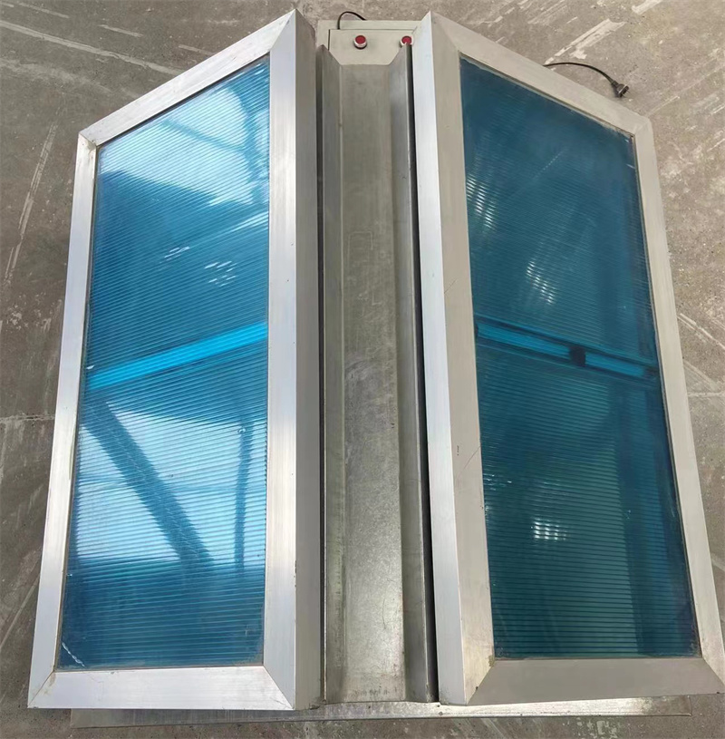 三角型排烟天窗